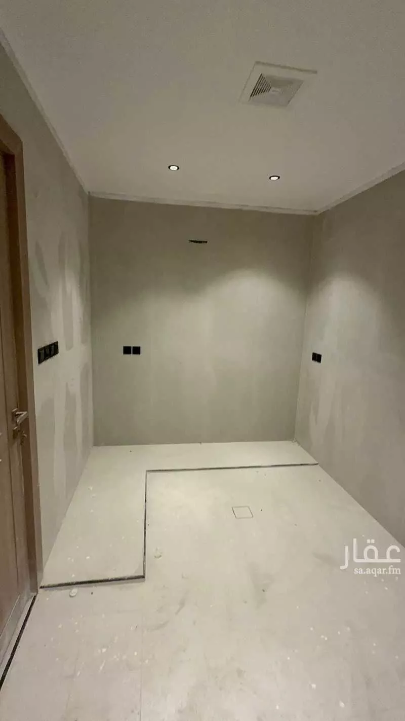 4 bedroom apartment in Al Nuzhah, Eastern Province 10