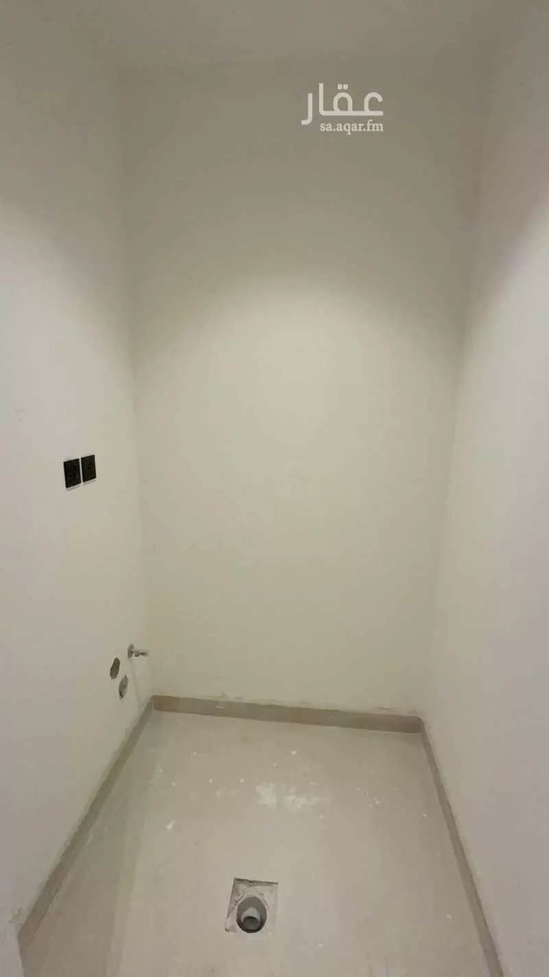 شقة 4 غرف في الجامعيين، الدمام 11