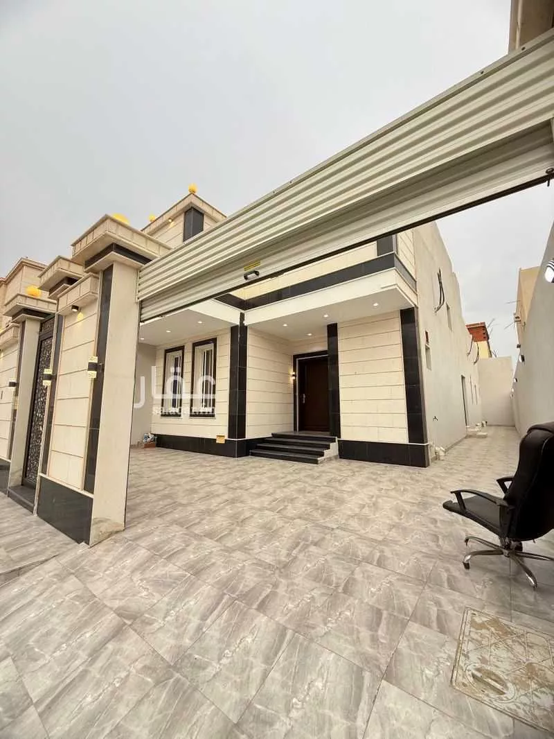 فيلا 5 غرف في الفروسية 3