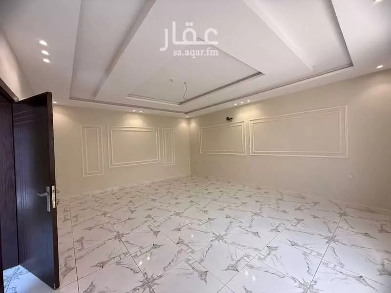 فيلا 9 غرف في الصالحية 4