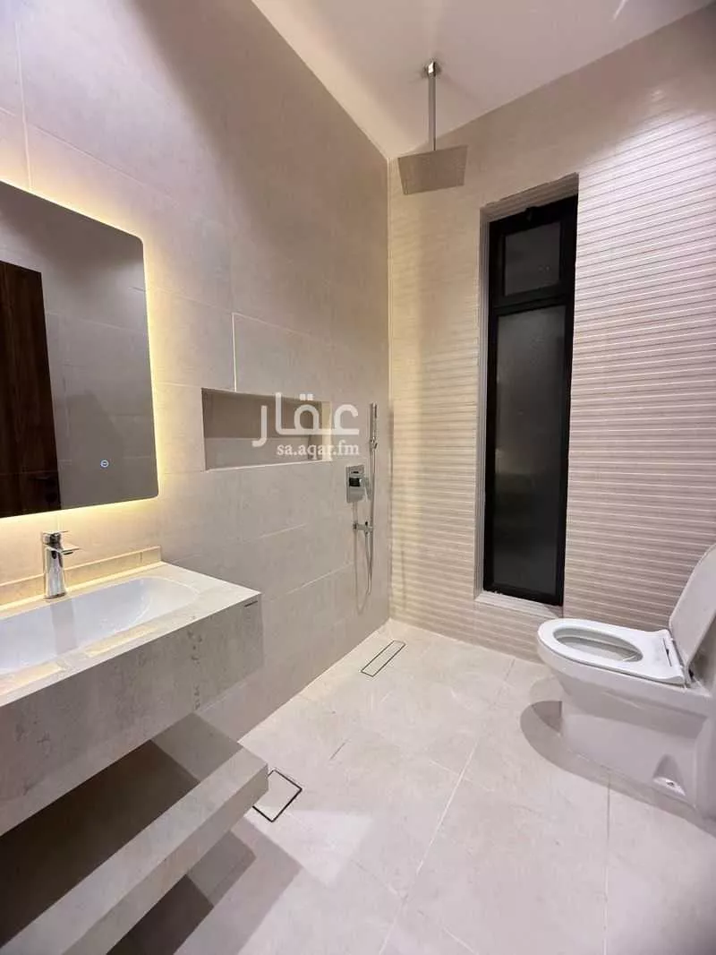 شقة 5 غرف في الفلاح، جدة 15