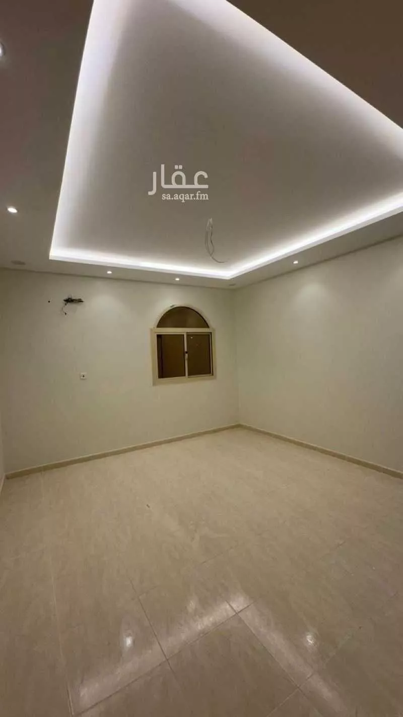 شقة 4 غرف في الصالحية 5