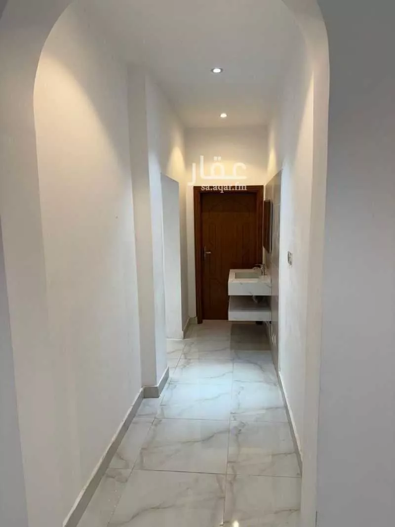 3 bedroom apartment in As Salhiyah 5