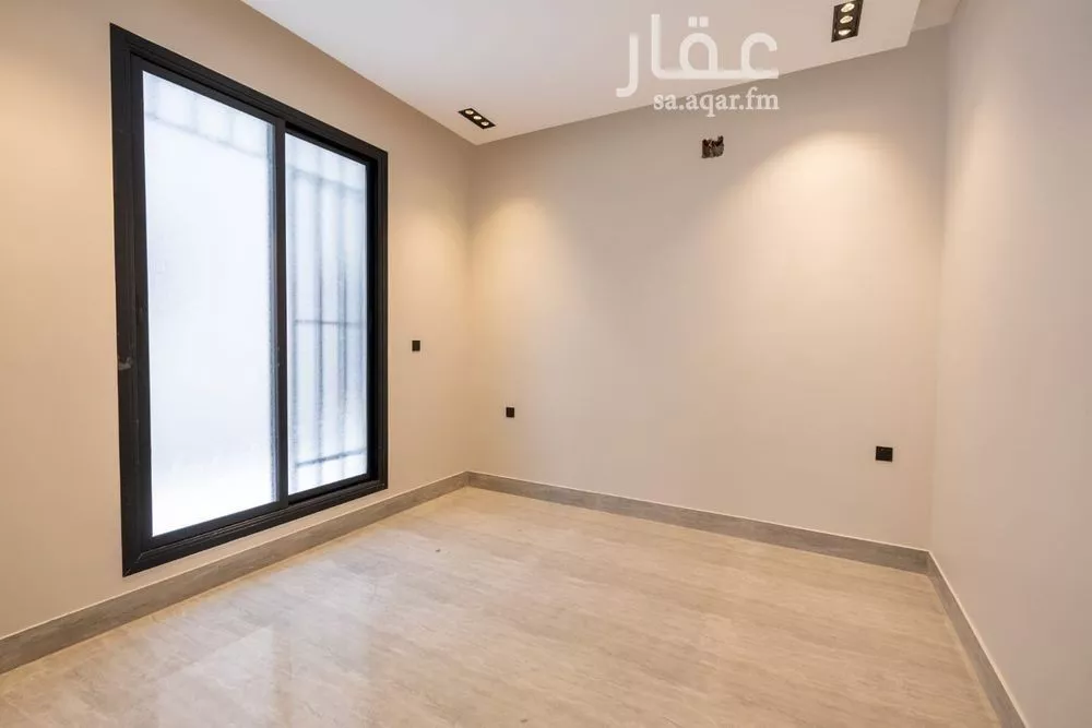 فيلا 5 غرف في الرمال 3