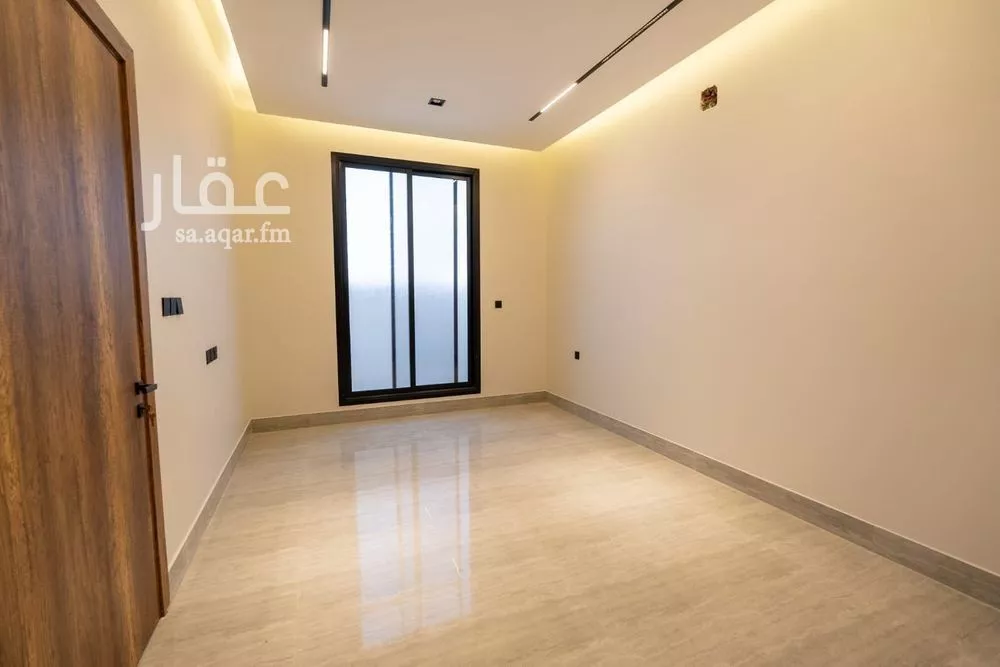 فيلا 5 غرف في الرمال 1