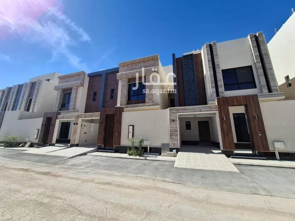5 bedroom villa in Al Aridh 1