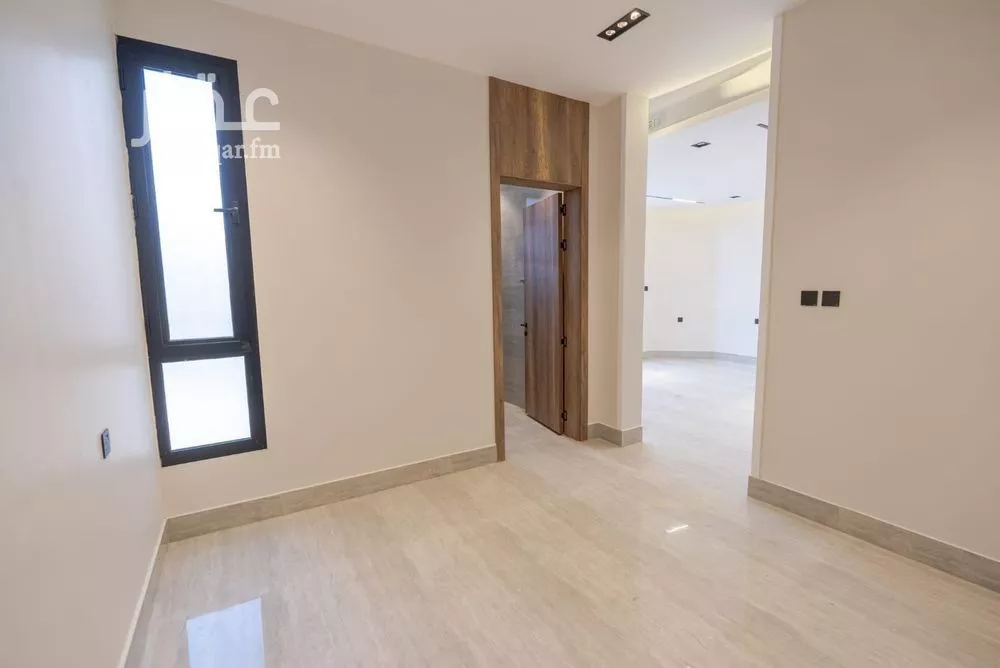 فيلا 5 غرف في الرمال 4