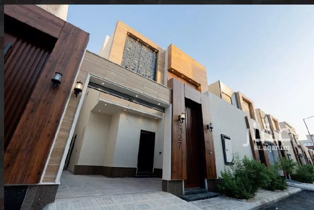4 bedroom floor in Al Rimal 1