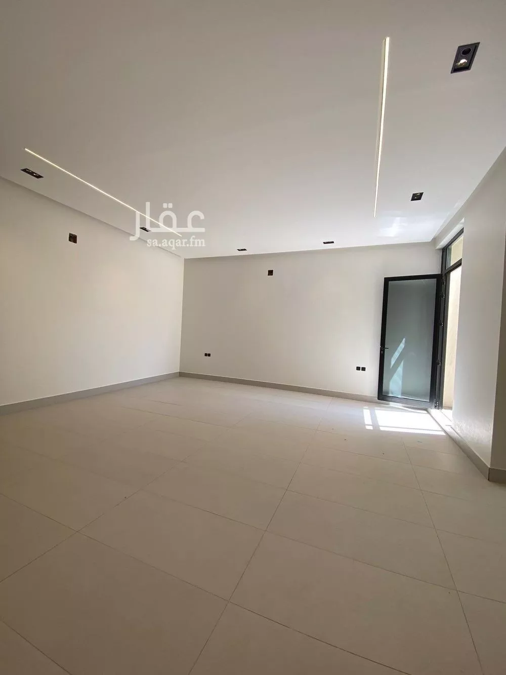 5 bedroom floor in Al Khaleej 4