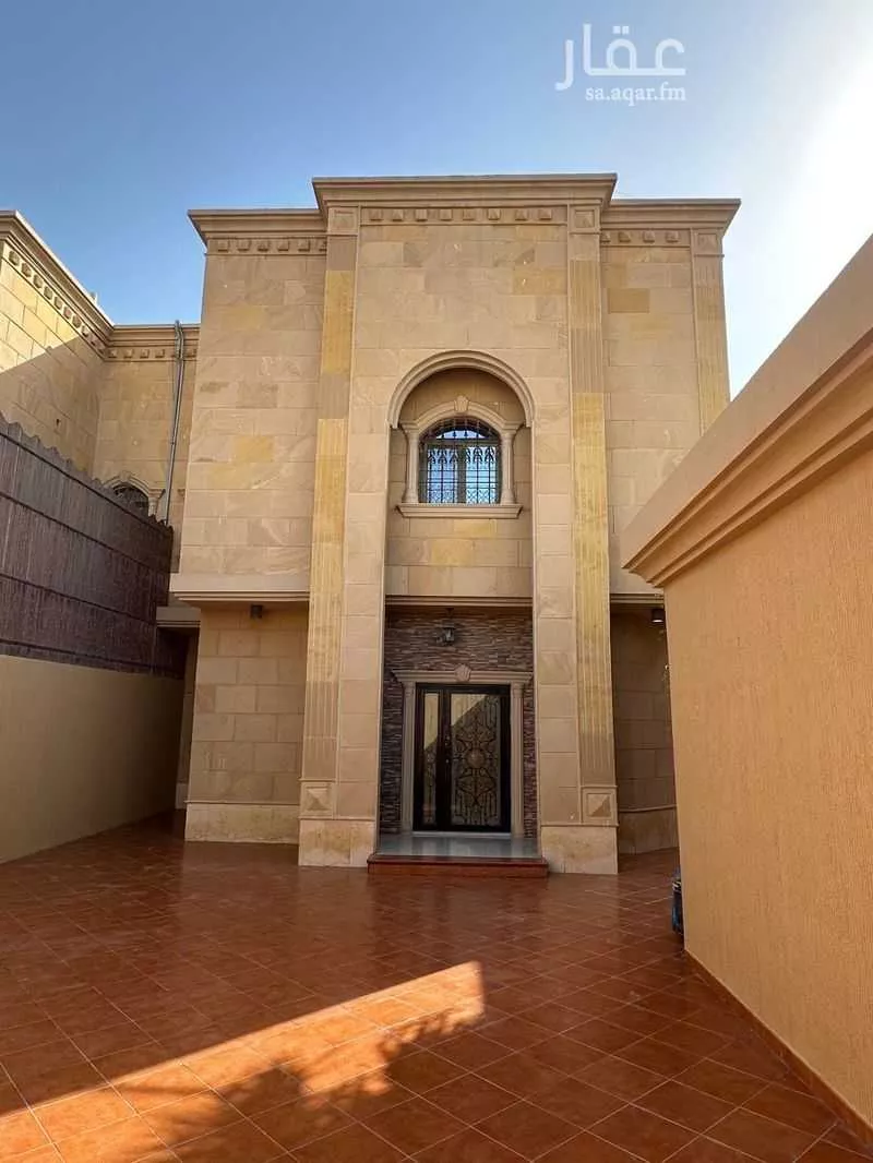 فيلا 9 غرف في الفيصلية 1