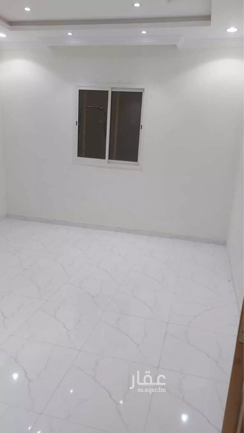 3 bedroom floor in Dhahrat Laban 4