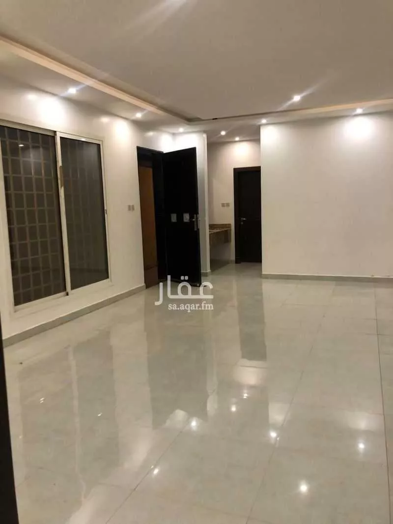 6 bedroom villa in Al Aridh 3