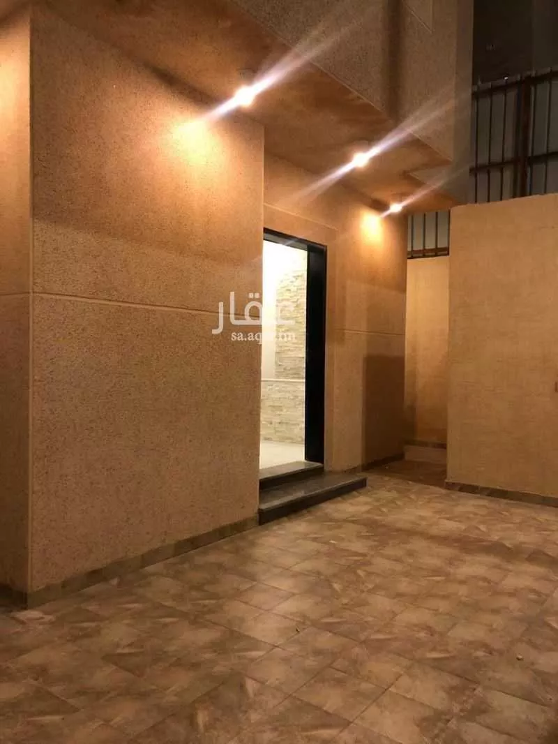 6 bedroom villa in Al Aridh 5