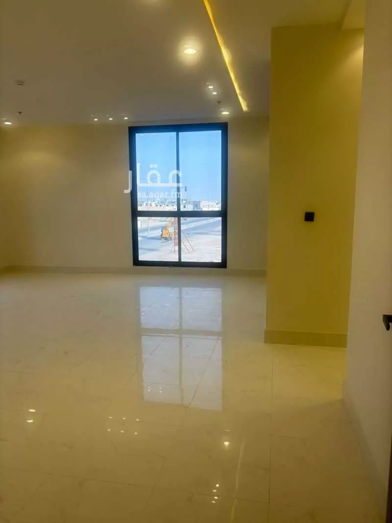 شقة 3 غرف في الرمال 5