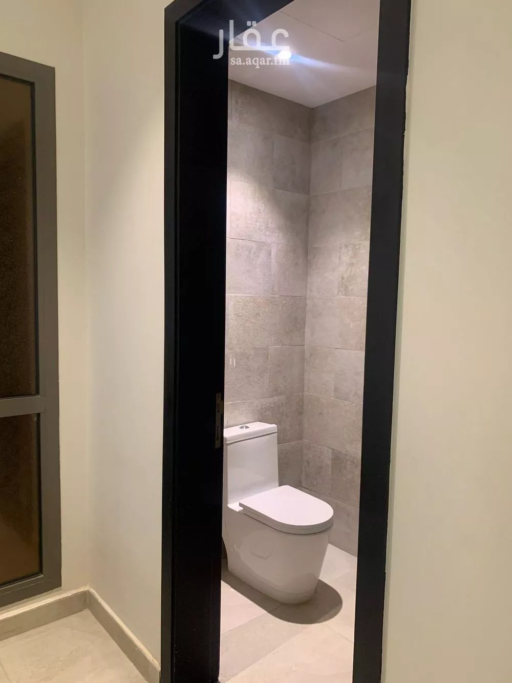 فيلا 7 غرف في عكاظ 5