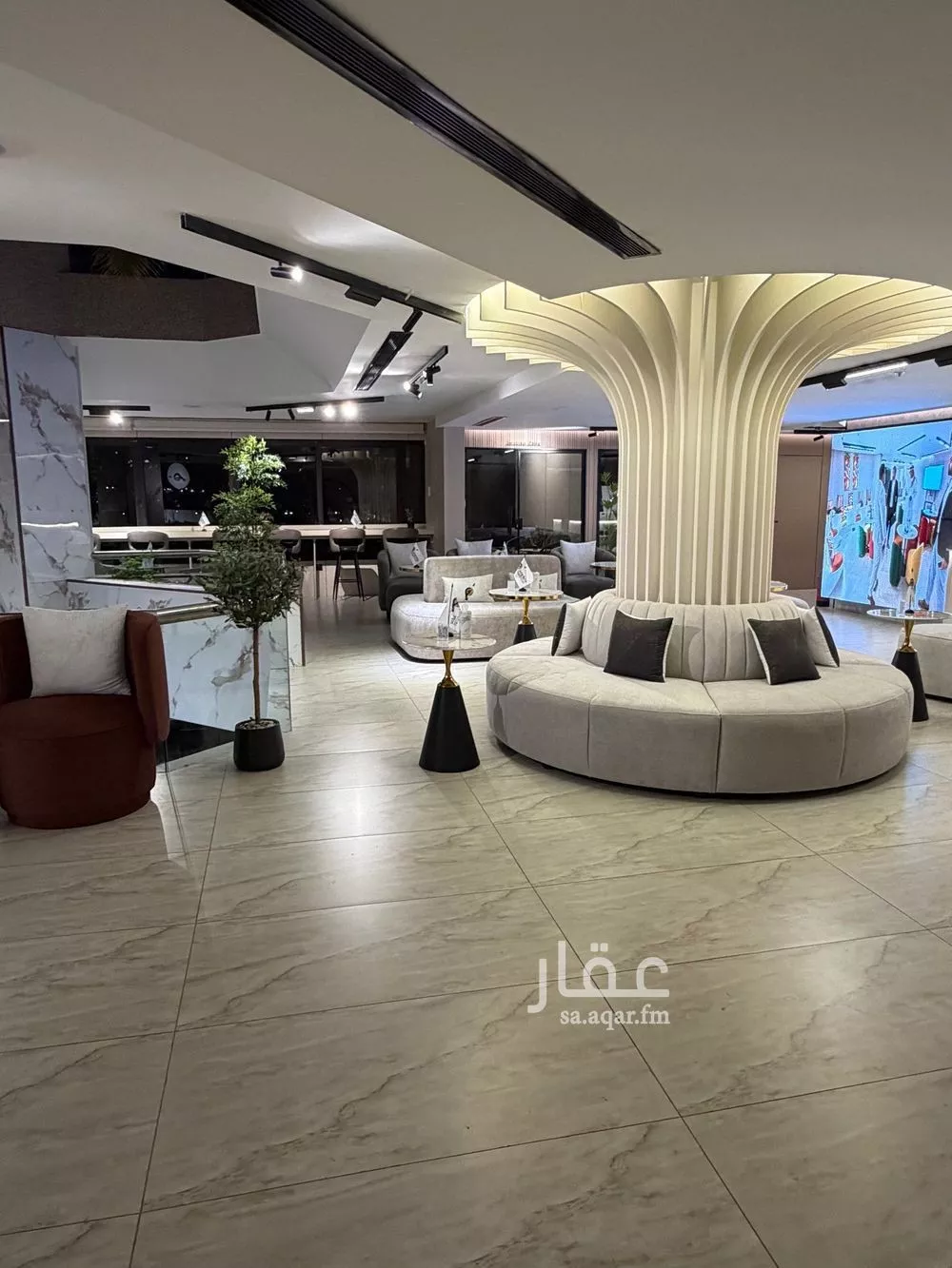 36 bedroom office in Al Hamra, Jeddah 3