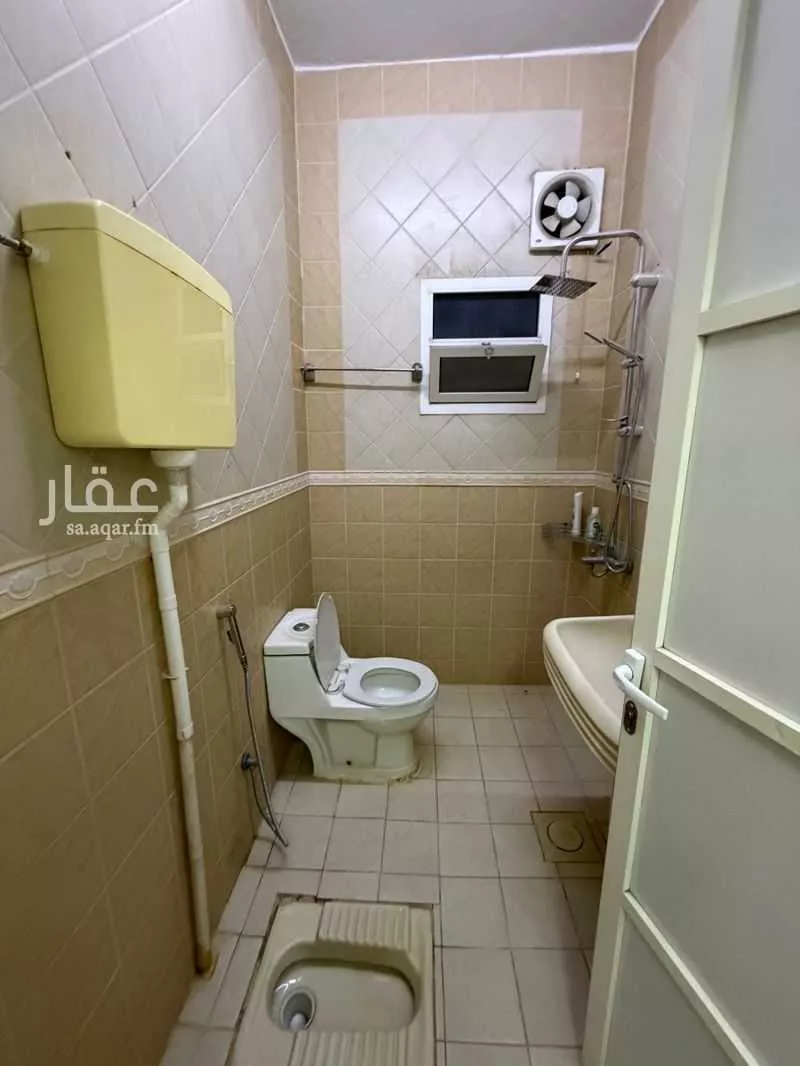 3 bedroom floor in Al Munsiyah 4