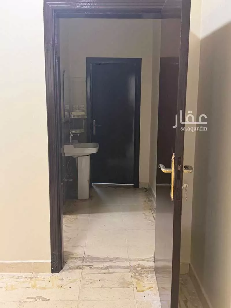 2 bedroom floor in Al Munsiyah 4