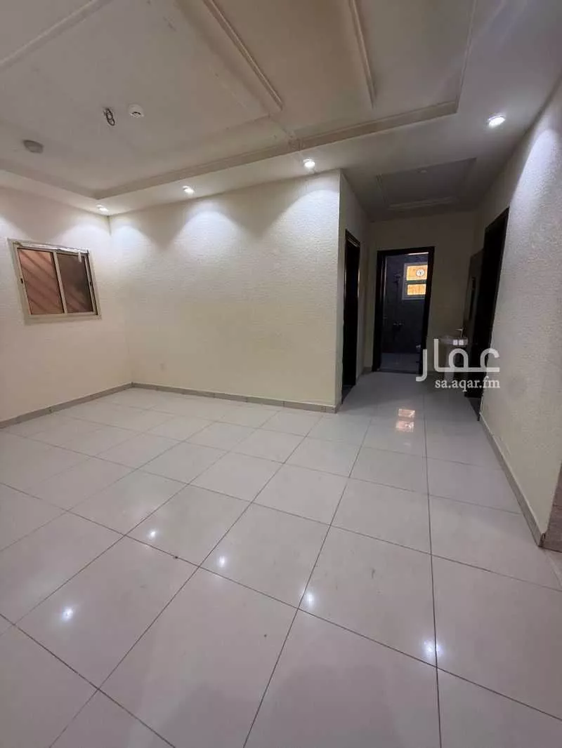 875 sqm building in Ad Dar Al Baida 3