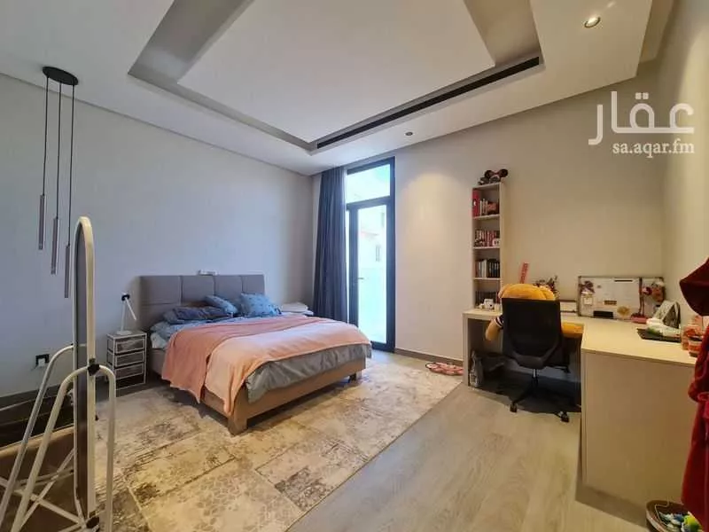 13 bedroom villa in Az Zomorod 2