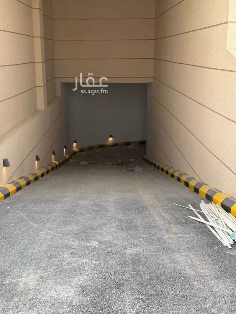 عمارة 1530 م² في المصانع 2