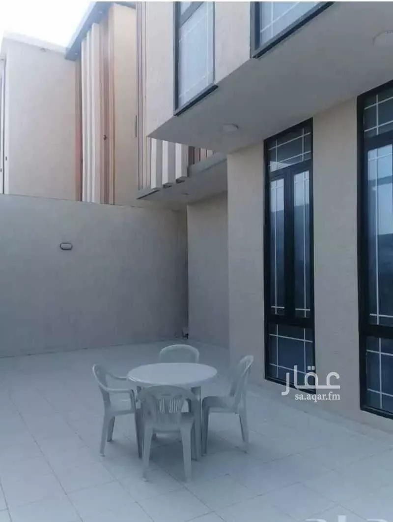 2 bedroom floor in Al Aqiq 5