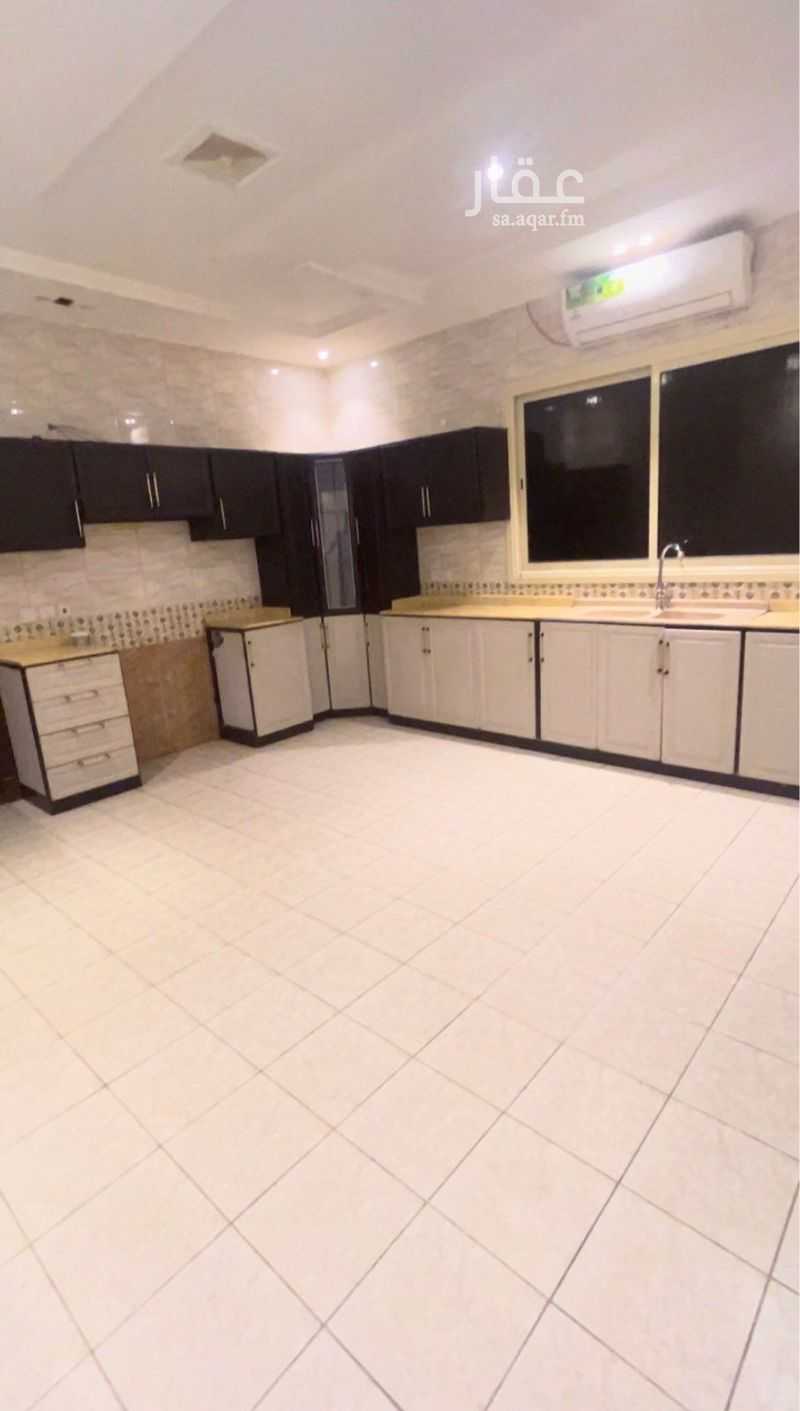 4 bedroom villa in Al Qairawan, Riyadh 6