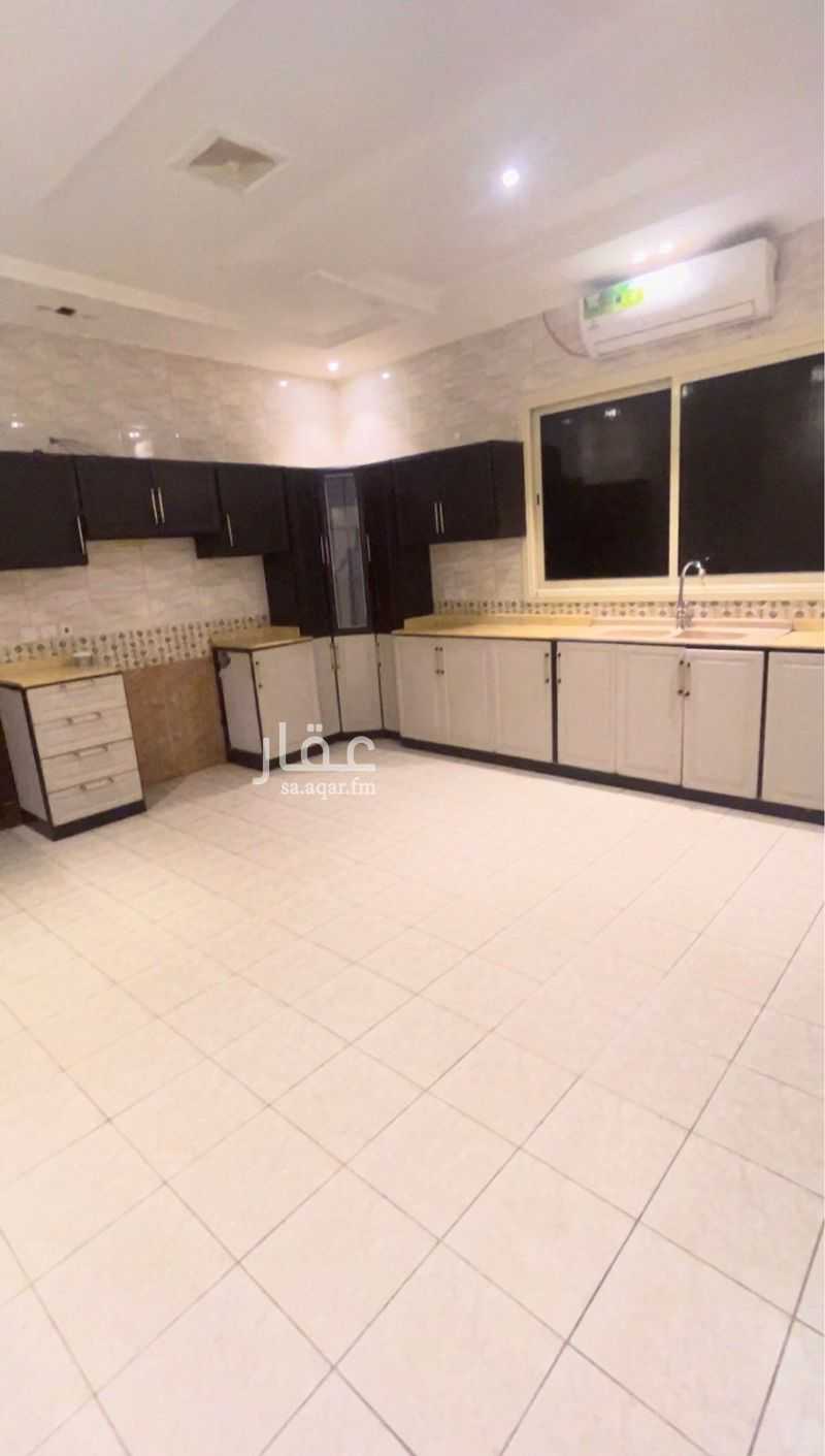 4 bedroom villa in Al Qairawan, Riyadh 13