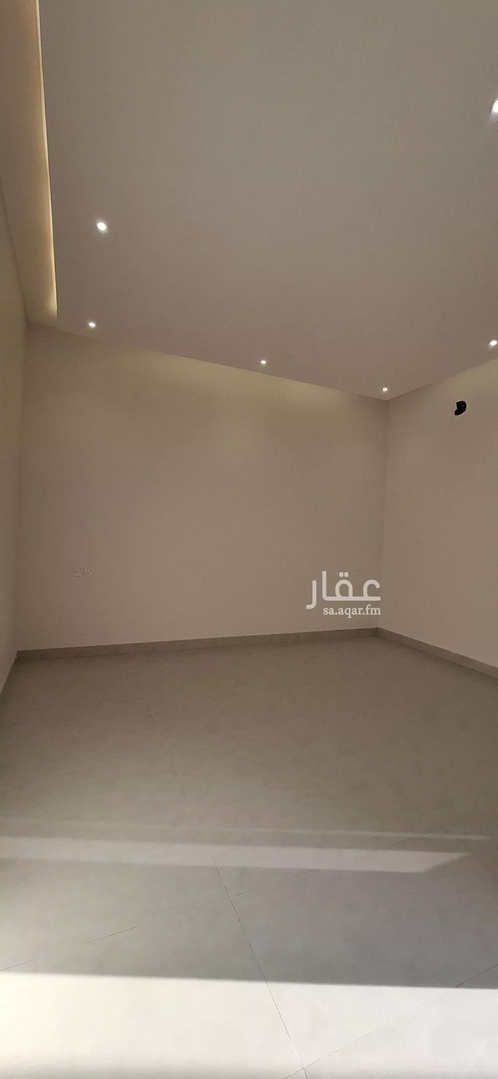 7 bedroom apartment in Al Maizilah 4
