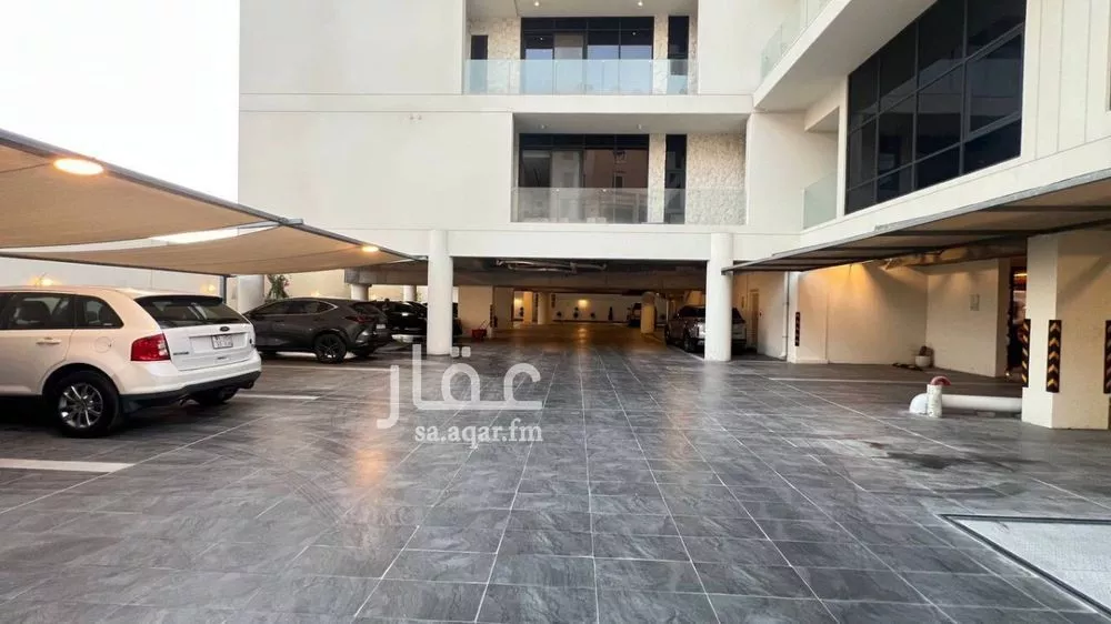 4 bedroom apartment in Al Rawabi, Eastern Province 4
