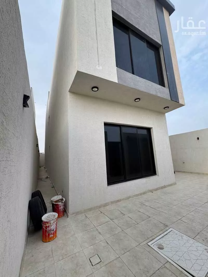 6 bedroom villa in Ash Shulah 5