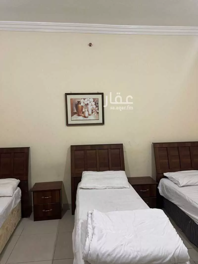 عمارة 744 م² في الهجرة 4