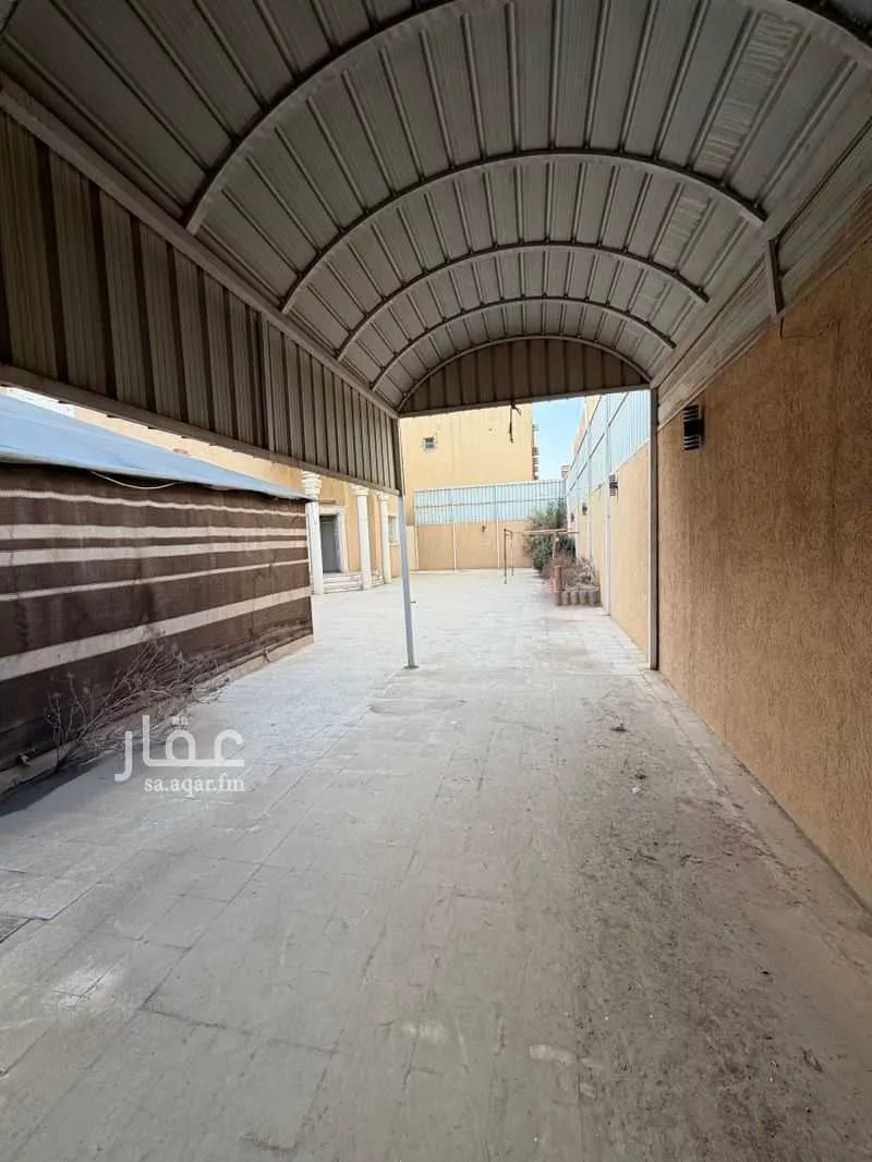 4 bedroom villa in Granada, Riyadh 5
