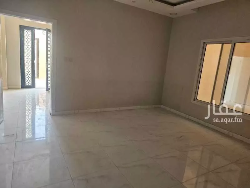 8 bedroom villa in As Sawari 5