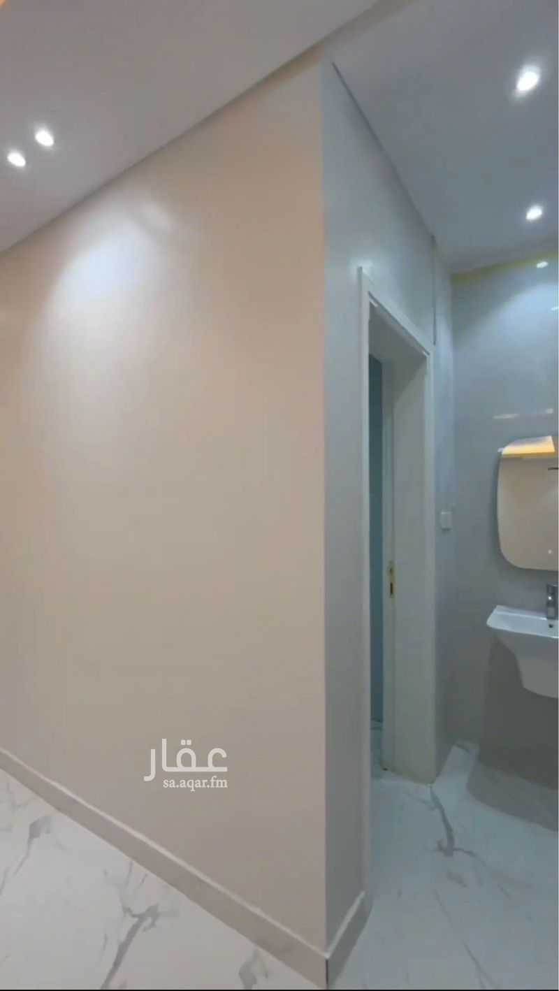 4 bedroom apartment in Bir Uthman, Madinah 16
