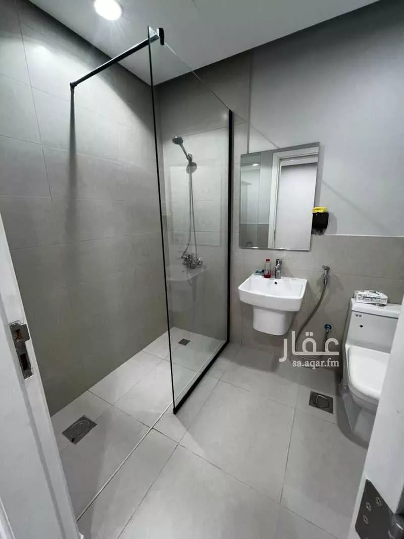 3 bedroom apartment in Al Rusaifah, Makkah 4