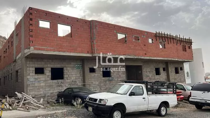 عمارة 826 م² في العمرة الجديدة 2