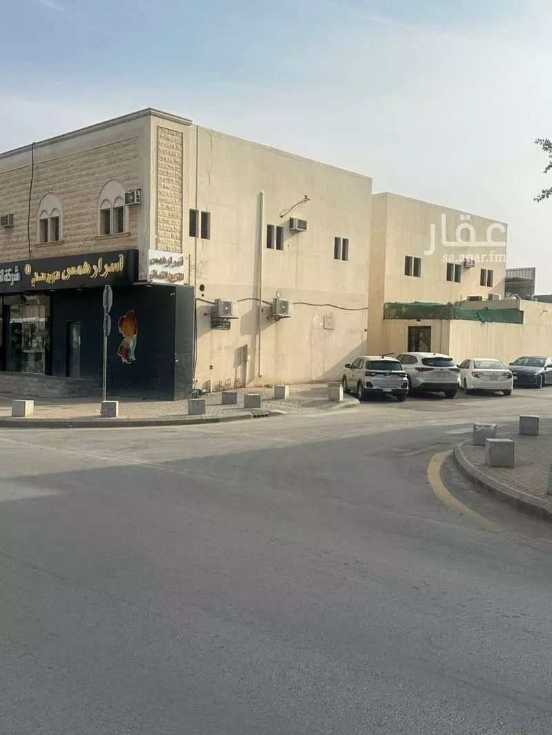 عمارة 787 م² في الريان 2