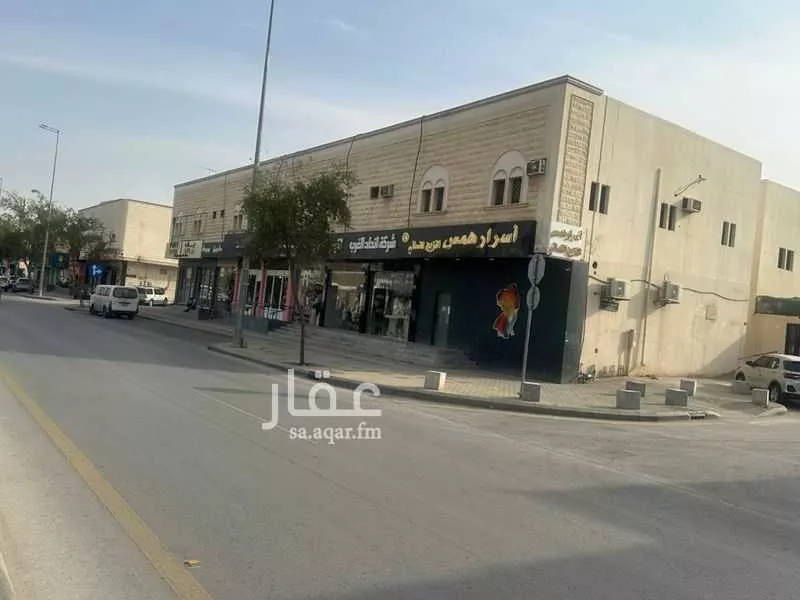 عمارة 787 م² في الريان 5