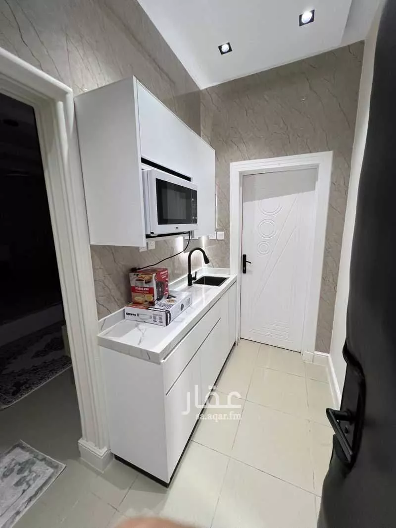 دور 1 غرف في المونسية 4