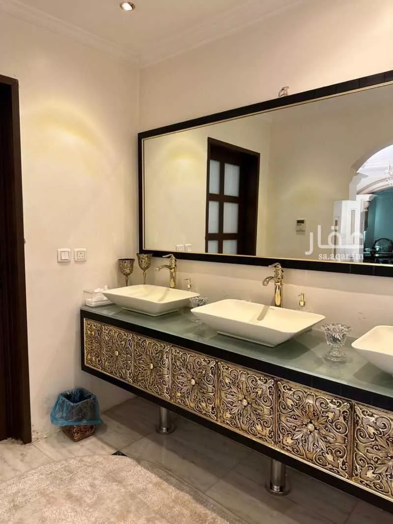 فيلا 6 غرف في الفلاح 5