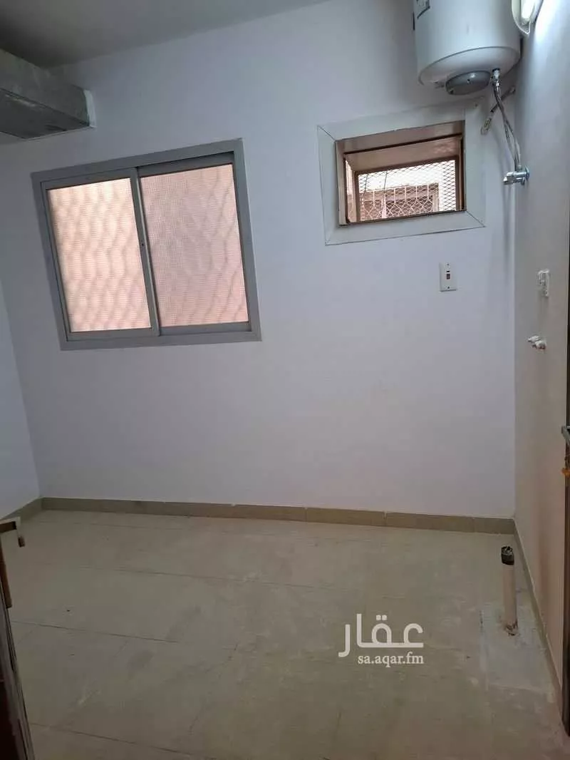 فيلا 5 غرف في الملك فيصل 5