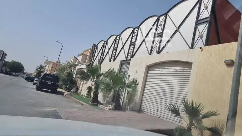 فيلا 6 غرف في العقيق 1