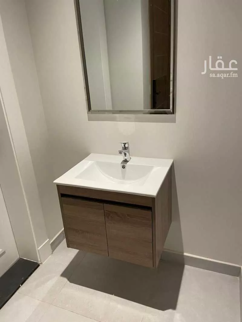 3 bedroom apartment in Al Malqa 3