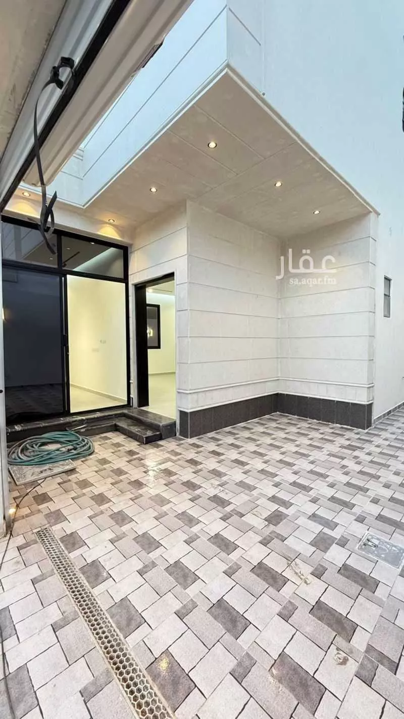 3 bedroom villa in Al Aziziyah, Riyadh 7