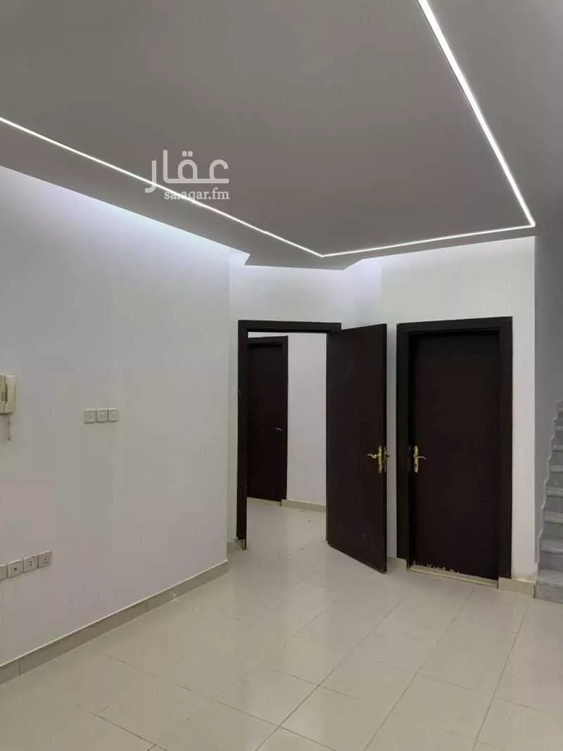 شقة 4 غرف في الملقا 2