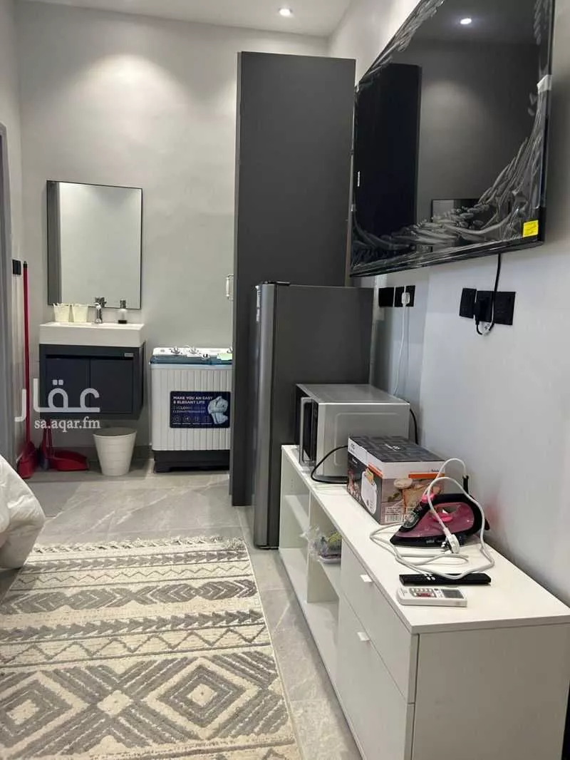 3 bedroom apartment in Al Malqa 3