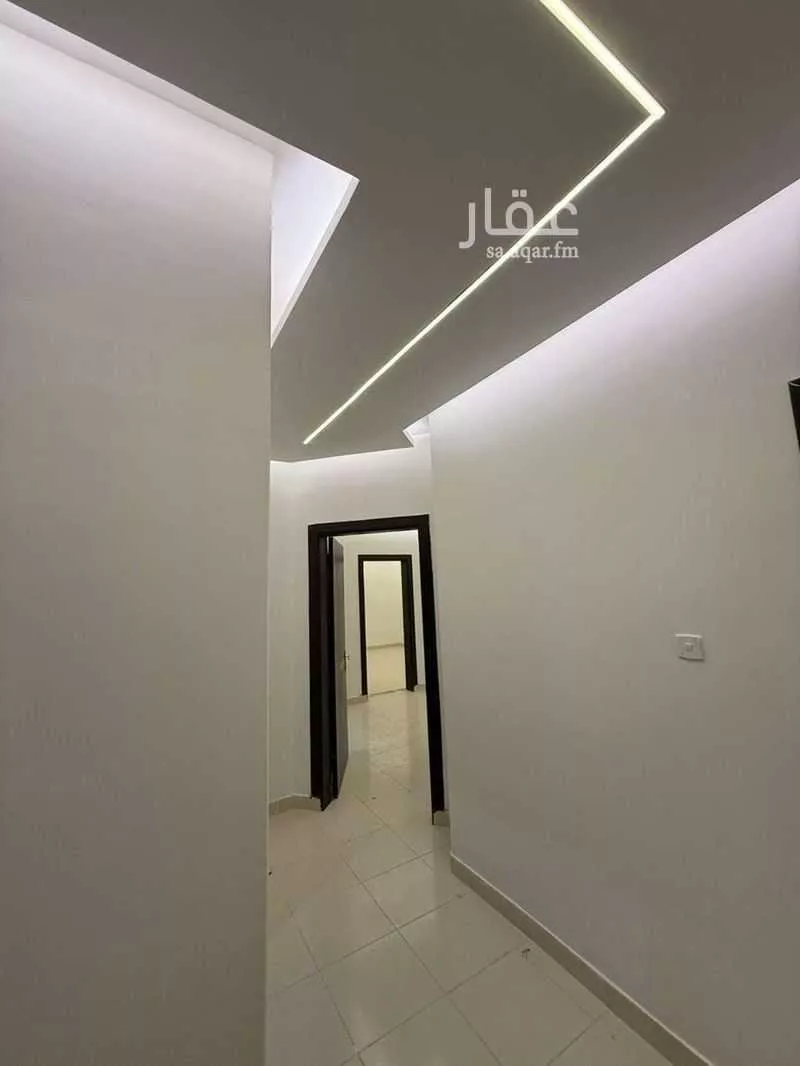 شقة 4 غرف في الملقا 3