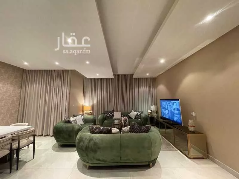 فيلا 4 غرف في العارض 4