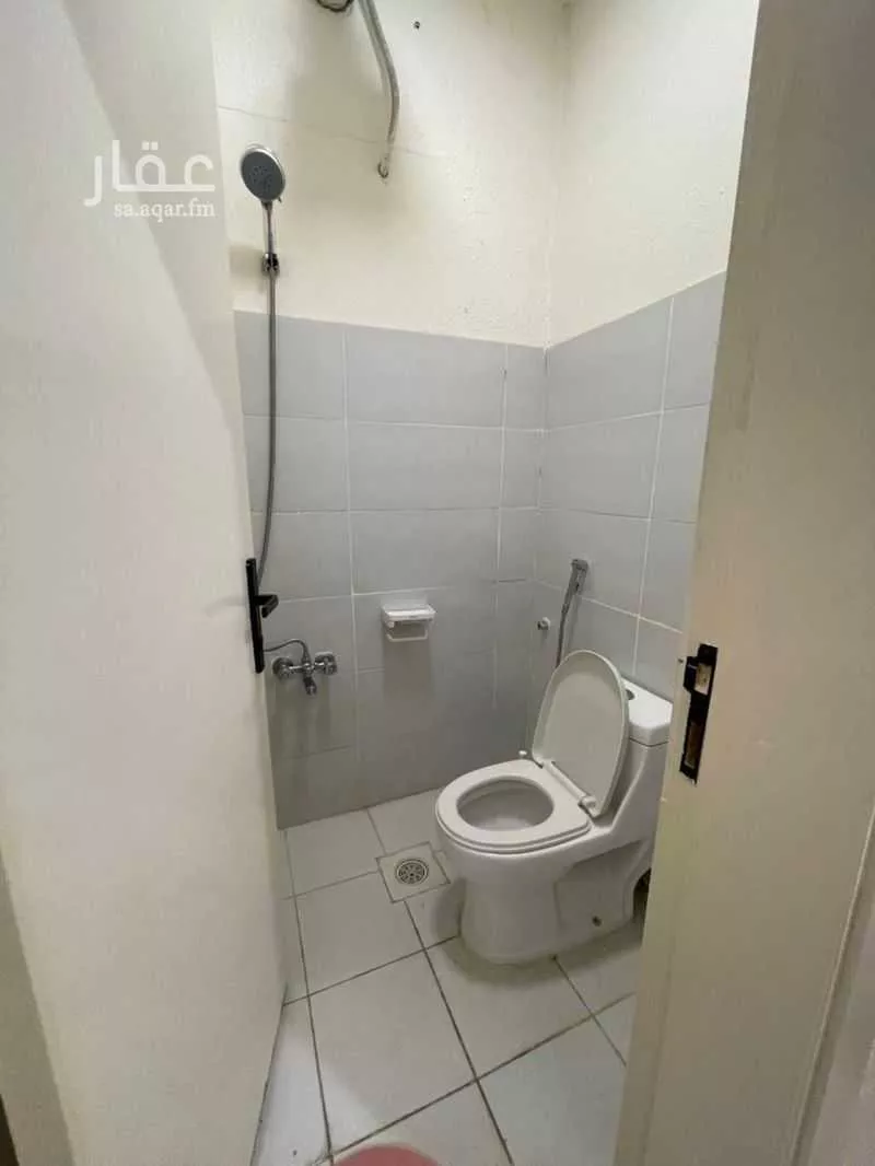 شقة 1 غرف في النزهة 4